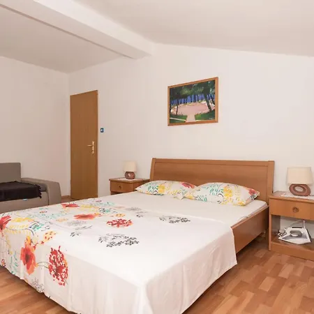 Zoka Apartman Makarska