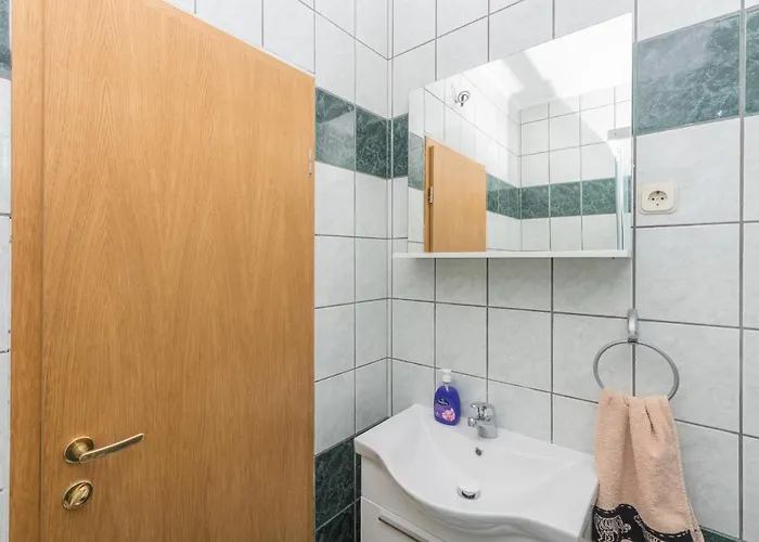 Apartment Zoka Makarska